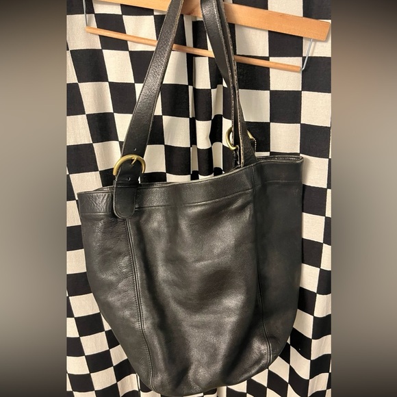 Vintage Coach Leather Tote - Picture 9 of 11